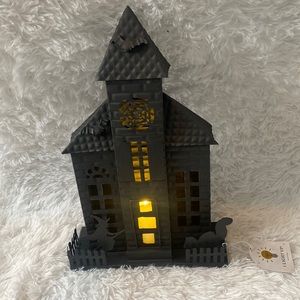 Light up metal spooky haunted house Halloween decor